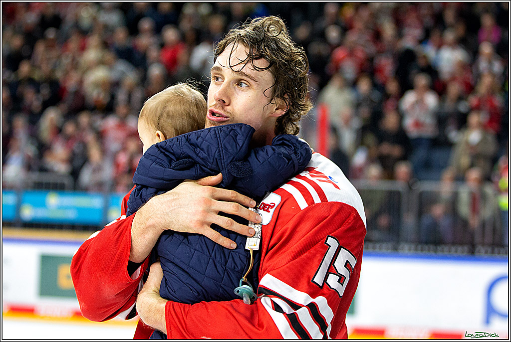 PENNY DEL; Koelner Haie- Loewen Frankfurt; Koeln, 18.12.2022